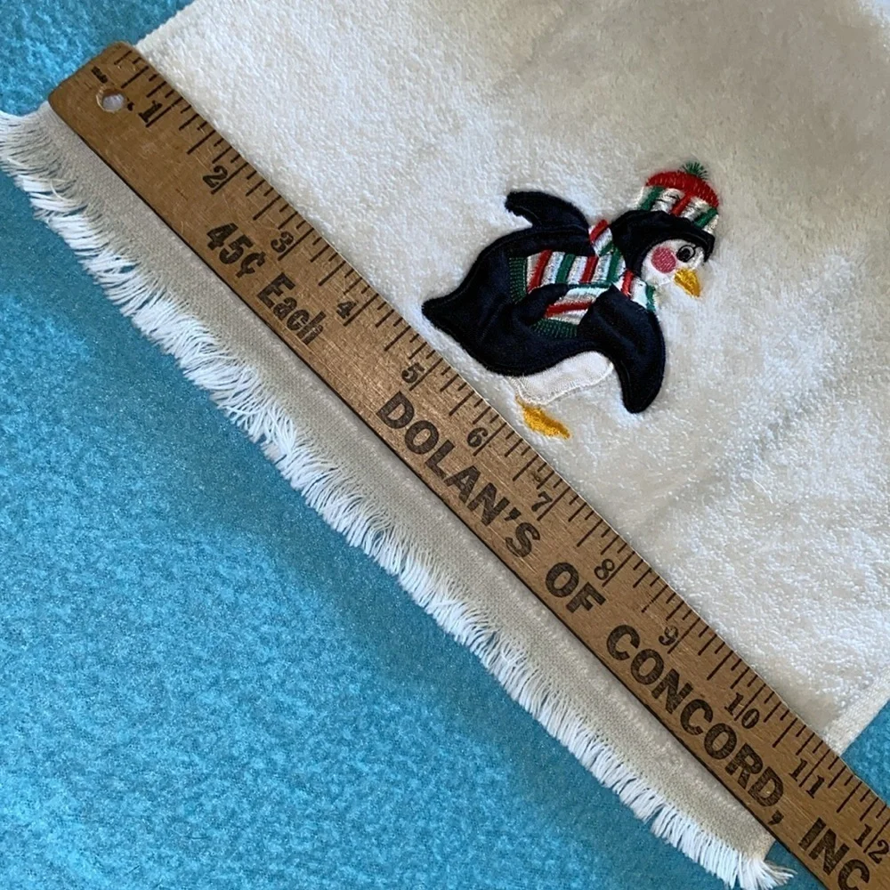PENGUIN CHRISTMAS embroidered hand towel fingertip towel fringe edges NEW